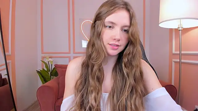 Snapshot of MaryannSoftt chatting on December 22, 3:22 pm MaryannSoftt online show from December 22, 3:22 pm