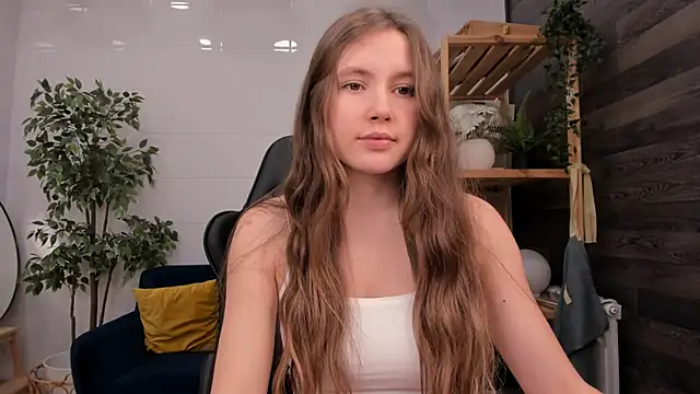 Snapshot of MaryannSoftt chatting on February 6, 7:18 pm MaryannSoftt online show from February 6, 7:18 pm