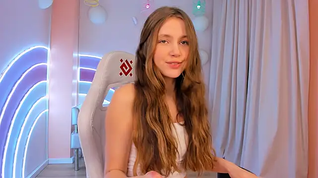 Snapshot of MaryannSoftt chatting on February 12, 3:27 pm MaryannSoftt online show from February 12, 3:27 pm
