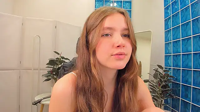 Snapshot of MaryannSoftt chatting on February 24, 6:26 pm MaryannSoftt online show from February 24, 6:26 pm