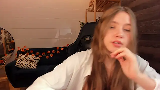 Snapshot of MaryannSoftt chatting on October 26, 3:40 pm MaryannSoftt online show from October 26, 3:40 pm