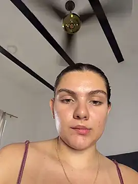 Snapshot of eva_y_marcelo chatting on July 28, 2:13 pm eva y marcelo online show from July 28, 2:13 pm