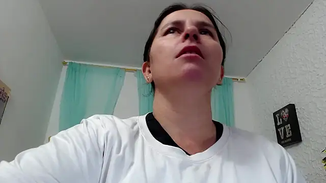 victoria jones online show from March 14, 1:57 pm