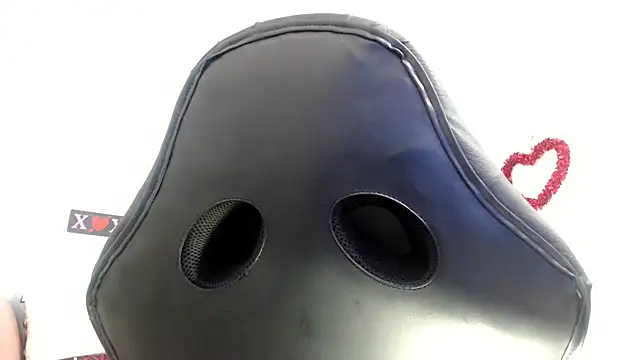 victoria jones online show from October 18, 1:45 pm