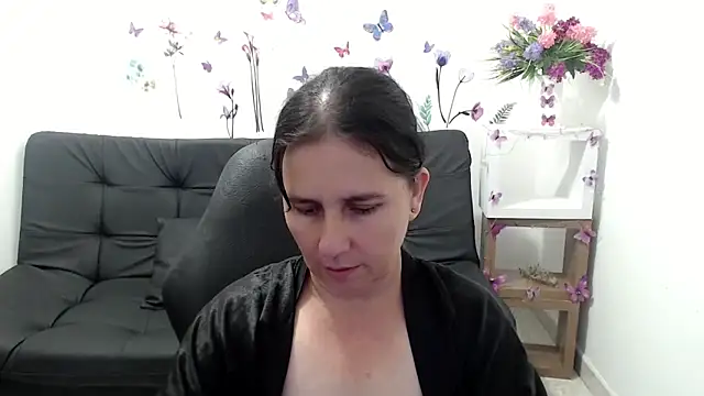 victoria jones online show from June 8, 1:11 pm