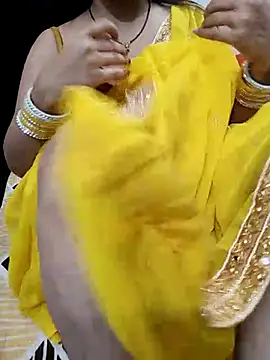 Snapshot of Diya_Chopra chatting on March 3, 7:54 am Diya Chopra online show from March 3, 7:54 am