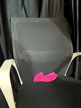 Snapshot of Diya_Chopra chatting on December 3, 4:20 am Diya Chopra online show from December 3, 4:20 am