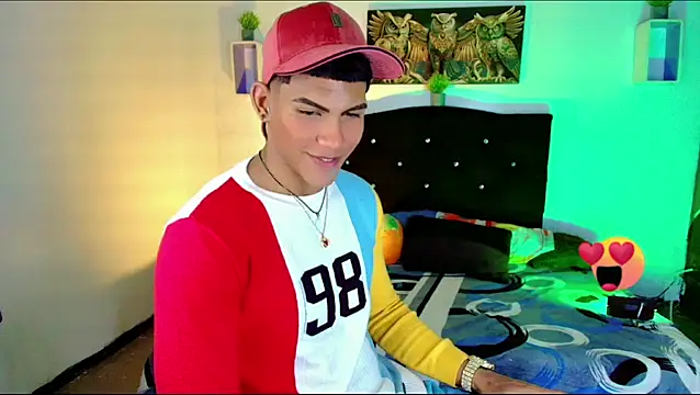 Snapshot of Damian_latinxxx chatting on March 6, 2:08 pm Damian latinxxx online show from March 6, 2:08 pm