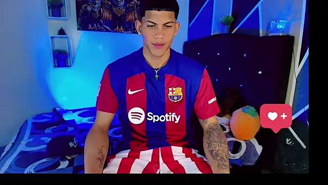 Snapshot of Damian_latinxxx chatting on March 22, 6:22 am Damian latinxxx online show from March 22, 6:22 am