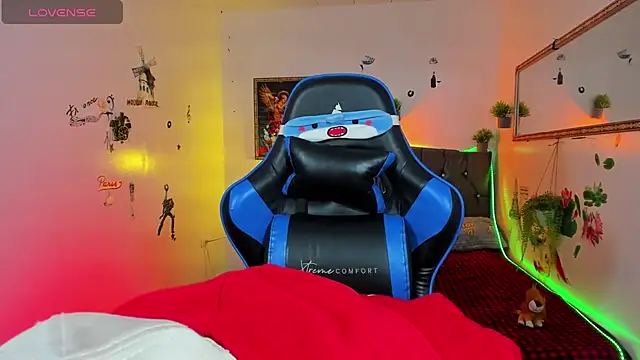 Snapshot of Damian_latinxxx chatting on October 5, 3:05 am Damian latinxxx online show from October 5, 3:05 am