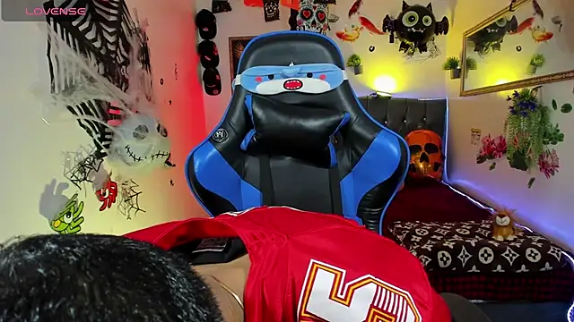 Snapshot of Damian_latinxxx chatting on October 18, 3:09 am Damian latinxxx online show from October 18, 3:09 am