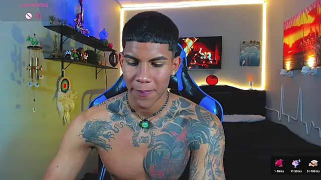 Damian latinxxx online show from June 22, 3:25 am