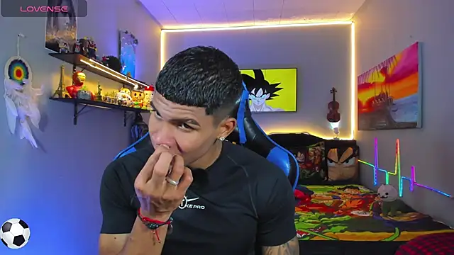Damian latinxxx online show from July 2, 9:04 am