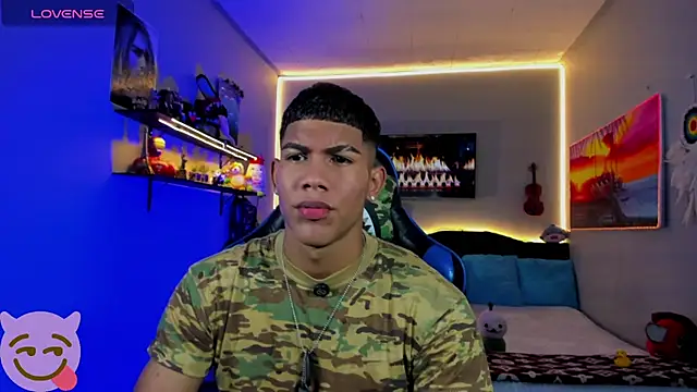 Damian latinxxx online show from July 4, 9:04 am