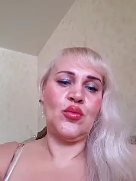 Snapshot of IsabellaBoni chatting on February 12, 11:29 am IsabellaBoni online show from February 12, 11:29 am