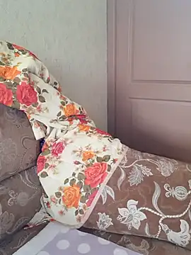 Snapshot of IsabellaBoni chatting on March 18, 7:19 am IsabellaBoni online show from March 18, 7:19 am
