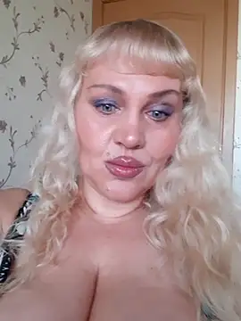 IsabellaBoni online show from March 16, 7:12 am