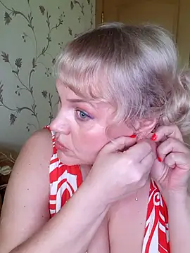 IsabellaBoni online show from June 11, 6:33 am