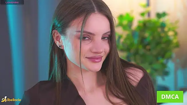 Snapshot of Bellacle chatting on December 17, 3:51 pm Bellacle online show from December 17, 3:51 pm