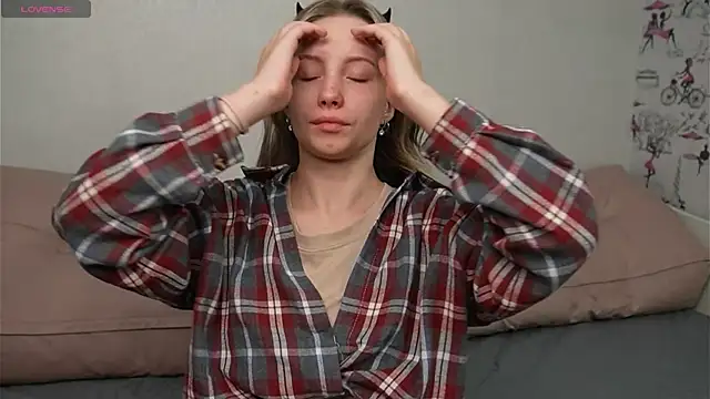 Snapshot of bubble_bbb chatting on October 24, 4:20 am bubble bbb online show from October 24, 4:20 am