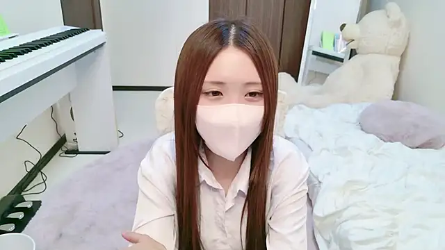 Snapshot of -SHINON- chatting on February 11, 2:13 pm -SHINON- online show from February 11, 2:13 pm