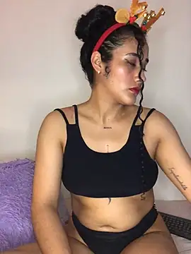 Snapshot of jaderossxx chatting on December 26, 9:04 pm jaderossxx online show from December 26, 9:04 pm