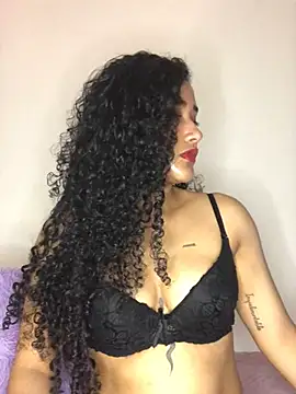 Snapshot of jaderossxx chatting on December 27, 9:11 pm jaderossxx online show from December 27, 9:11 pm