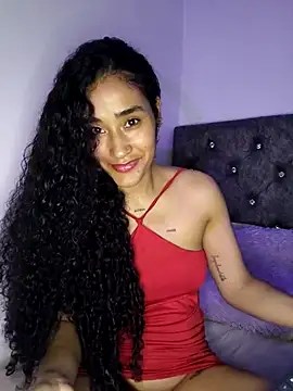 Snapshot of jaderossxx chatting on October 26, 2:39 am jaderossxx online show from October 26, 2:39 am