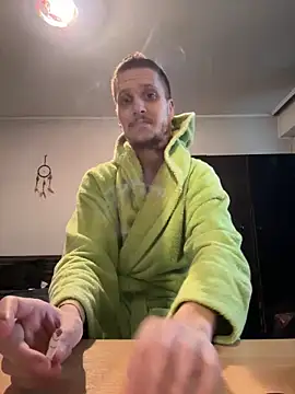 Snapshot of BWC69_69_69 chatting on December 24, 9:50 am BWC69 69 69 online show from December 24, 9:50 am