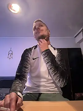 Snapshot of BWC69_69_69 chatting on December 28, 3:04 pm BWC69 69 69 online show from December 28, 3:04 pm