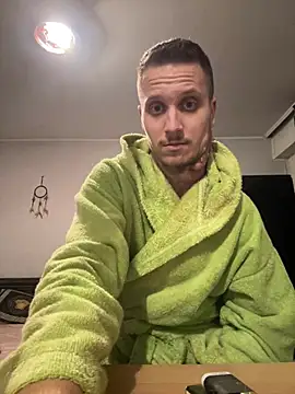 Snapshot of BWC69_69_69 chatting on February 4, 9:52 pm BWC69 69 69 online show from February 4, 9:52 pm