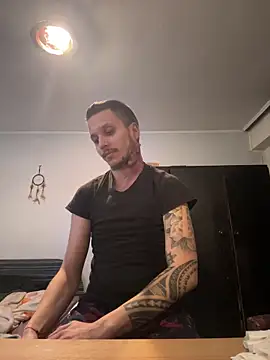 Snapshot of BWC69_69_69 chatting on February 15, 4:45 pm BWC69 69 69 online show from February 15, 4:45 pm