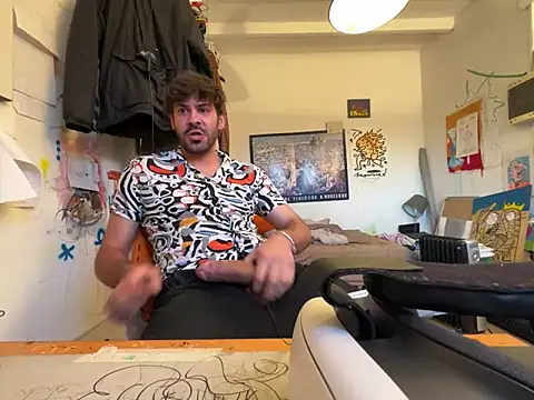 Snapshot of xxlbarcelona chatting on April 7, 5:46 pm xxlbarcelona online show from April 7, 5:46 pm