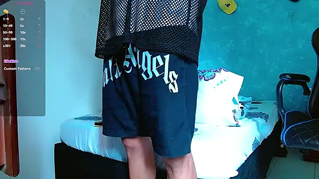 Snapshot of bray_hotboy777 chatting on December 29, 3:57 pm bray hotboy777 online show from December 29, 3:57 pm