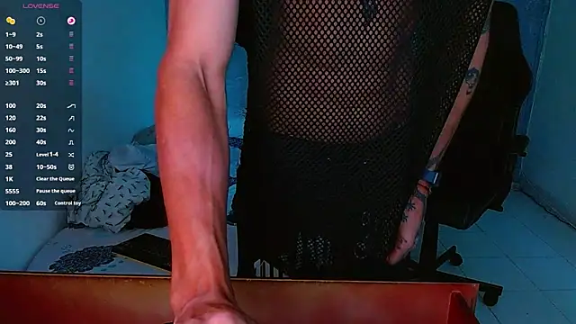 Snapshot of bray_hotboy777 chatting on January 10, 10:57 pm bray hotboy777 online show from January 10, 10:57 pm