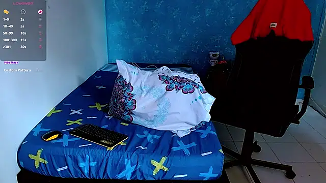 Snapshot of bray_hotboy777 chatting on January 17, 2:18 pm bray hotboy777 online show from January 17, 2:18 pm