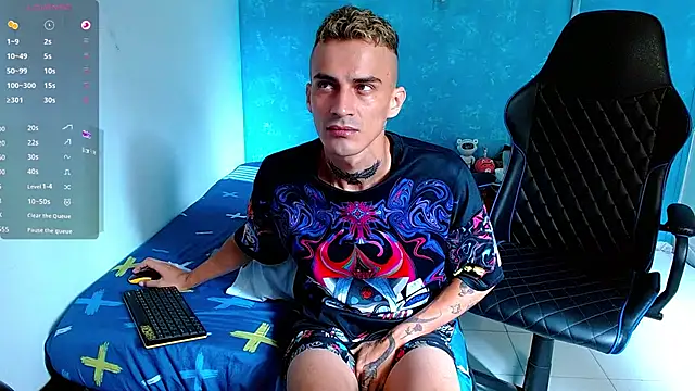 Snapshot of bray_hotboy777 chatting on January 24, 2:51 pm bray hotboy777 online show from January 24, 2:51 pm