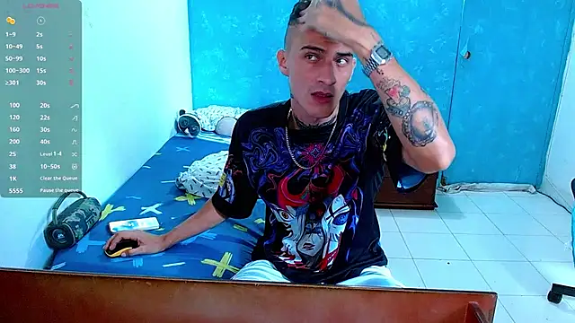 Snapshot of bray_hotboy777 chatting on January 25, 9:46 pm bray hotboy777 online show from January 25, 9:46 pm