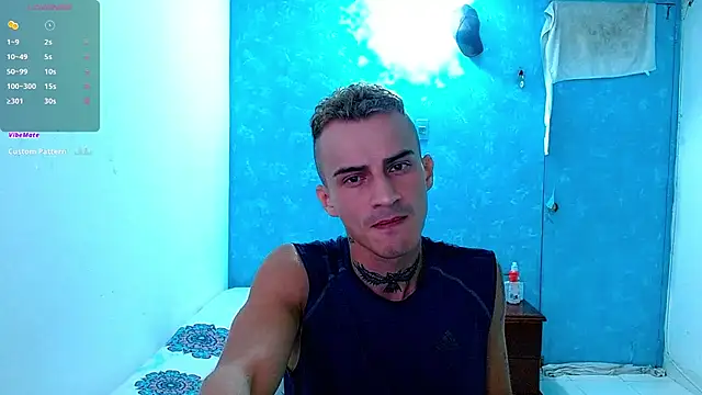 Snapshot of bray_hotboy777 chatting on February 20, 11:32 pm bray hotboy777 online show from February 20, 11:32 pm