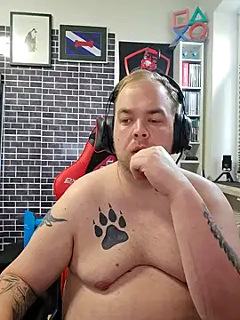 Snapshot of PupW0lfy chatting on December 30, 12:09 pm PupW0lfy online show from December 30, 12:09 pm