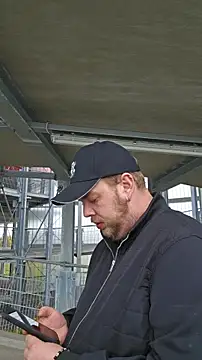 Snapshot of PupW0lfy chatting on October 22, 10:26 am PupW0lfy online show from October 22, 10:26 am