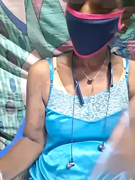 Snapshot of Tamil--Rani chatting on October 30, 1:56 pm Tamil--Rani online show from October 30, 1:56 pm