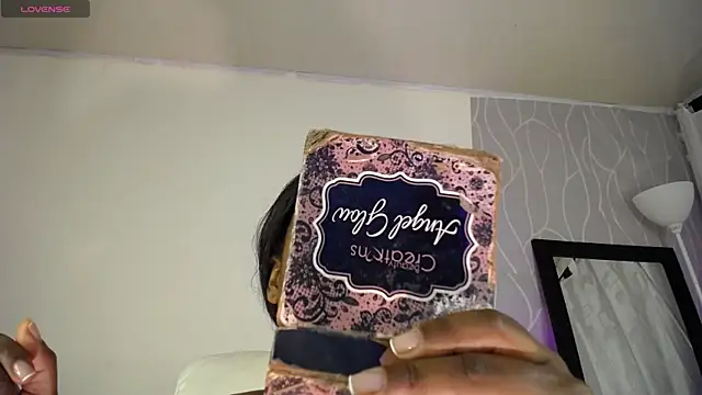 Britanymooree online show from January 9, 8:44 pm