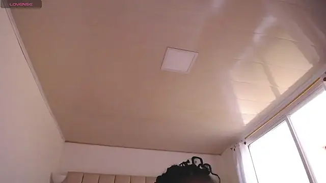 Britanymooree online show from March 5, 8:05 pm