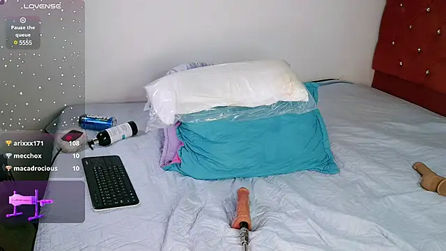 abbygarcia oli online show from February 18, 11:08 pm