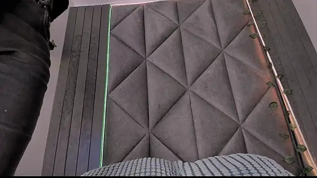 AbbyWathson online show from November 20, 7:57 pm