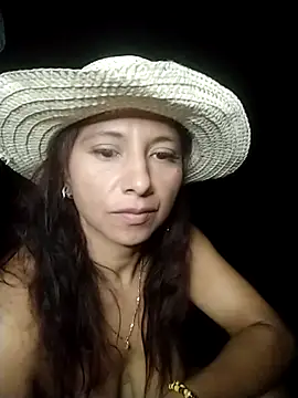 Snapshot of andreu_mature chatting on February 20, 11:54 pm andreu mature online show from February 20, 11:54 pm