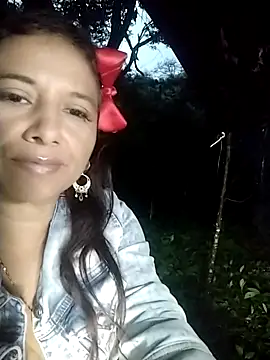 Snapshot of andreu_mature chatting on February 22, 11:13 am andreu mature online show from February 22, 11:13 am
