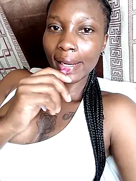 Pinky shyee online show from March 20, 8:20 am