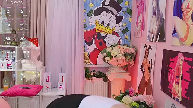 Snapshot of Coconut_Mia chatting on December 13, 12:09 am Coconut Mia online show from December 13, 12:09 am